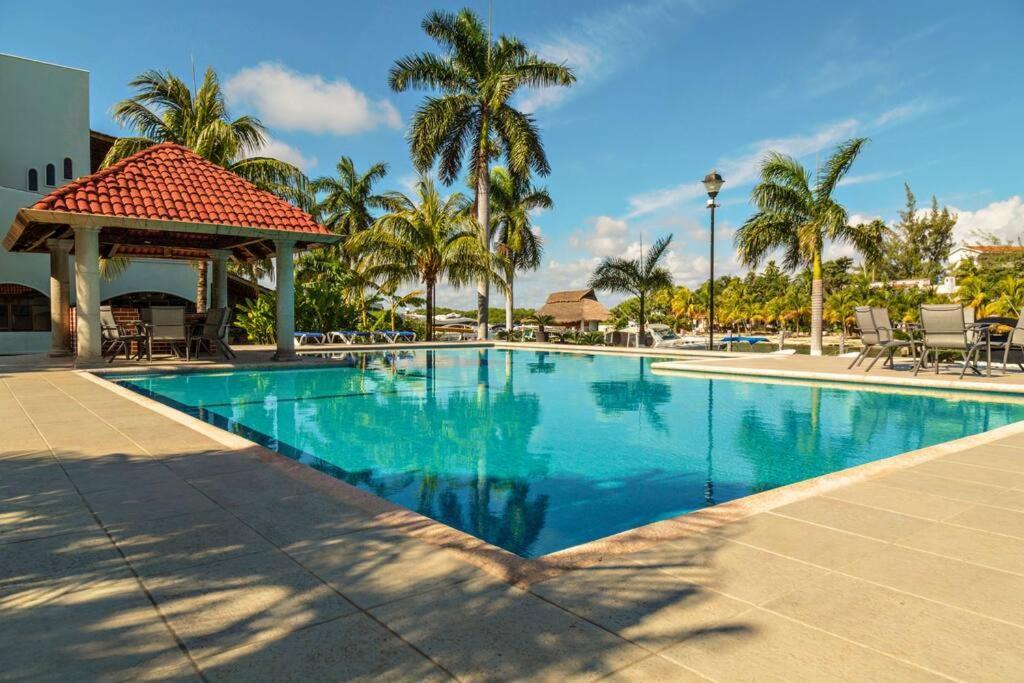 Elegant Lagoon Front Villa By Casa Paraiso Cancun Exterior photo