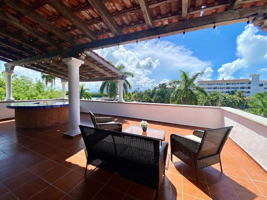 Elegant Lagoon Front Villa By Casa Paraiso Cancun Exterior photo