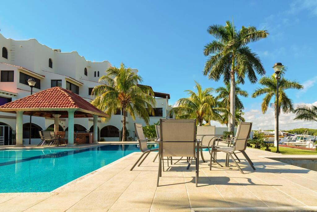 Elegant Lagoon Front Villa By Casa Paraiso Cancun Exterior photo